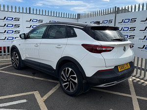 Vauxhall Grandland X thumbnail