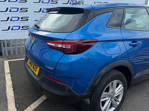 Vauxhall Grandland X thumbnail