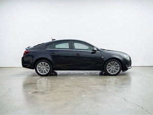 Vauxhall Insignia thumbnail