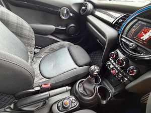 MINI Hatch thumbnail