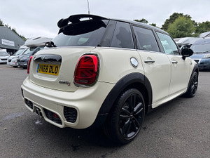 MINI Hatch thumbnail