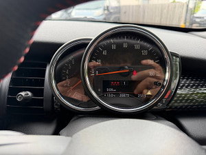 MINI Hatch thumbnail