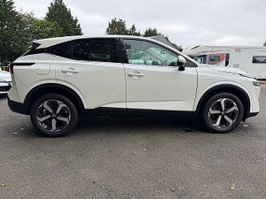 Nissan Qashqai thumbnail