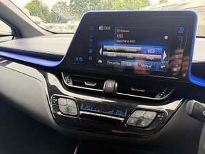 Toyota C-HR thumbnail
