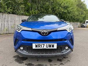 Toyota C-HR thumbnail
