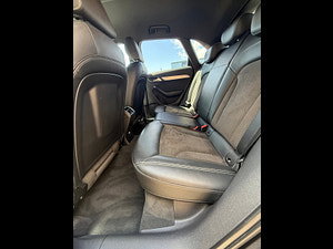 Audi Q3 thumbnail