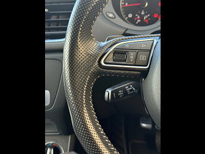 Audi Q3 thumbnail