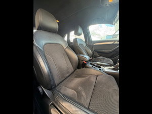 Audi Q3 thumbnail