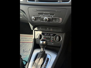 Audi Q3 thumbnail