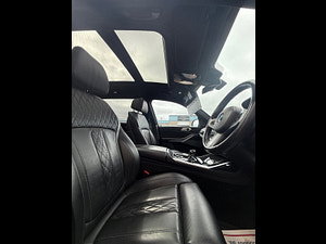 BMW X7 thumbnail