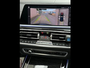 BMW X7 thumbnail