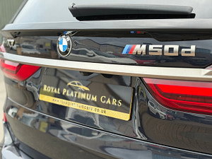 BMW X7 thumbnail