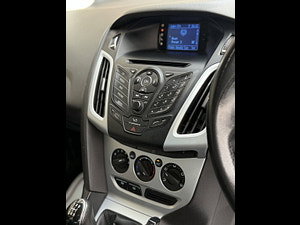 Ford Focus thumbnail
