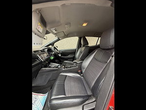 Nissan Leaf thumbnail