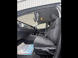 Toyota Auris thumbnail