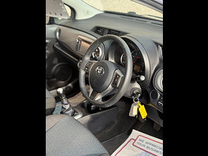 Toyota Yaris thumbnail
