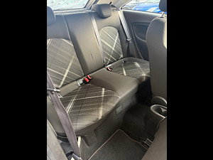 Vauxhall Corsa thumbnail