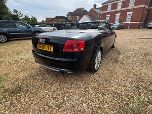 Audi A4 Cabriolet thumbnail