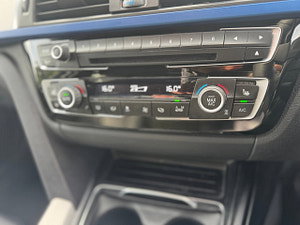 BMW 3 Series thumbnail