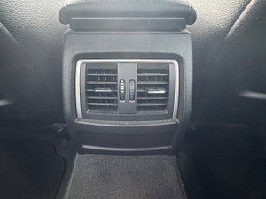 BMW 3 Series thumbnail