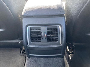 BMW 3 Series thumbnail