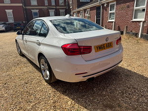 BMW 3 Series thumbnail