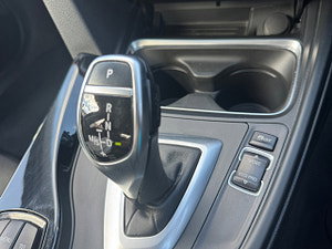 BMW 3 Series thumbnail