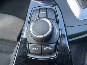 BMW 3 Series thumbnail