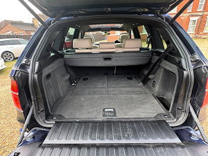 BMW X5 thumbnail