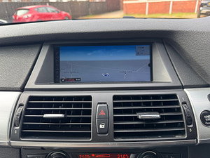 BMW X5 thumbnail