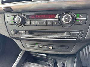 BMW X5 thumbnail