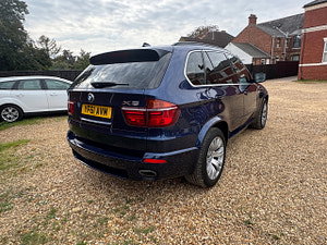 BMW X5 thumbnail
