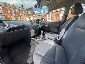 Ford Fiesta thumbnail