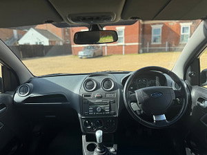 Ford Fiesta thumbnail