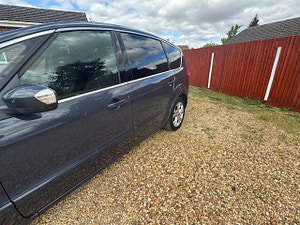 Ford S-Max thumbnail
