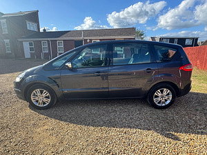 Ford S-Max thumbnail