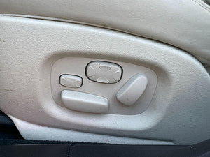 Jaguar XJ thumbnail