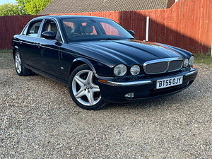 Jaguar XJ thumbnail