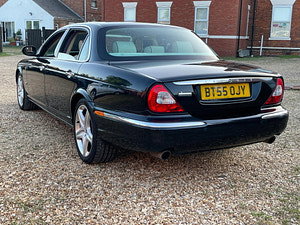 Jaguar XJ thumbnail