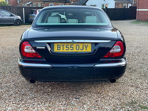 Jaguar XJ thumbnail