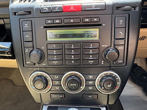 Land Rover Freelander 2 thumbnail