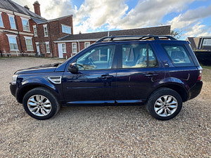 Land Rover Freelander 2 thumbnail