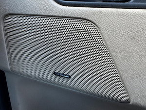 Land Rover Freelander 2 thumbnail