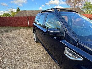 Land Rover Freelander 2 thumbnail