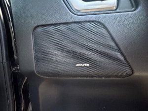 Land Rover Freelander 2 thumbnail