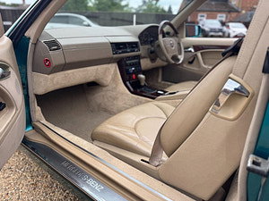 Mercedes-Benz SL thumbnail