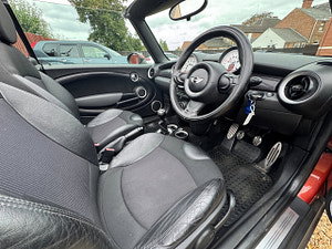 MINI Convertible thumbnail