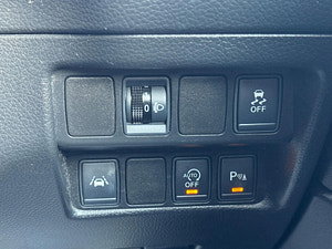 Nissan Qashqai thumbnail