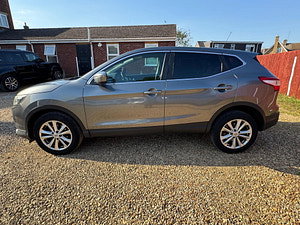 Nissan Qashqai thumbnail