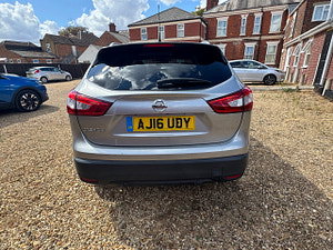 Nissan Qashqai thumbnail